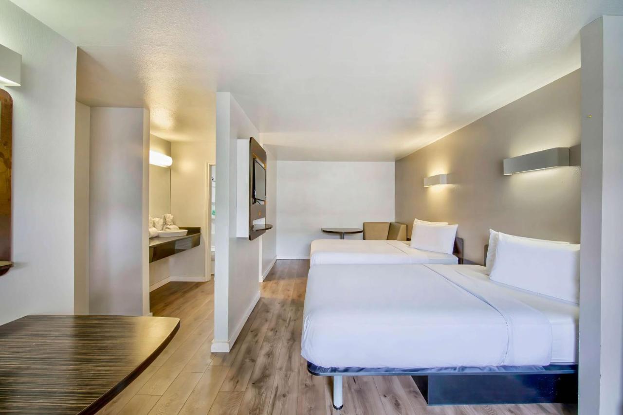 Studio 6-San Antonio, Tx - Airport Екстериор снимка