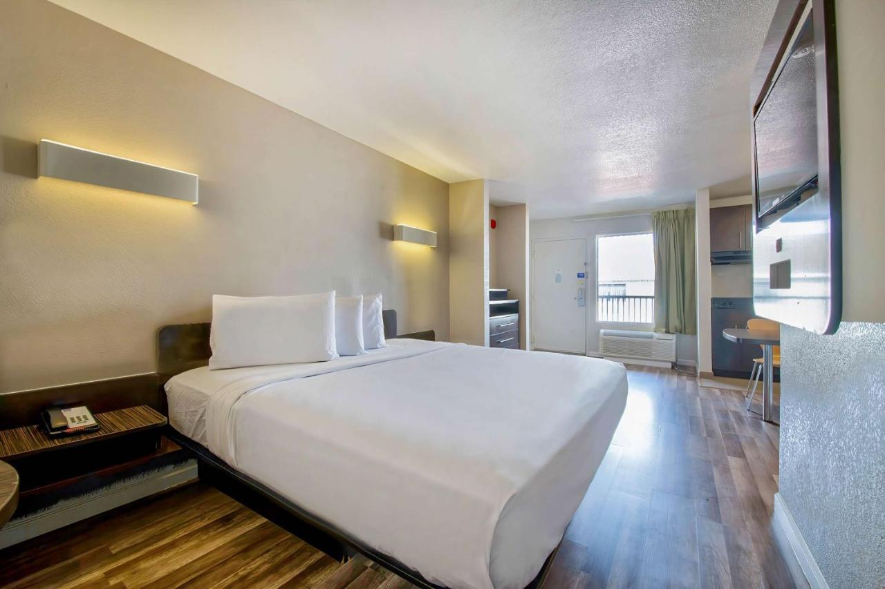 Studio 6-San Antonio, Tx - Airport Екстериор снимка