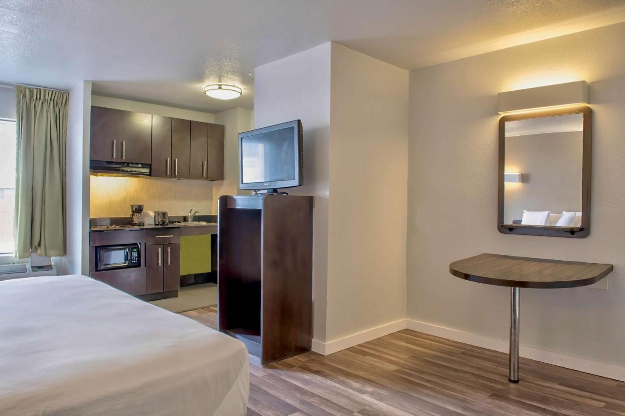 Studio 6-San Antonio, Tx - Airport Hotel Екстериор снимка