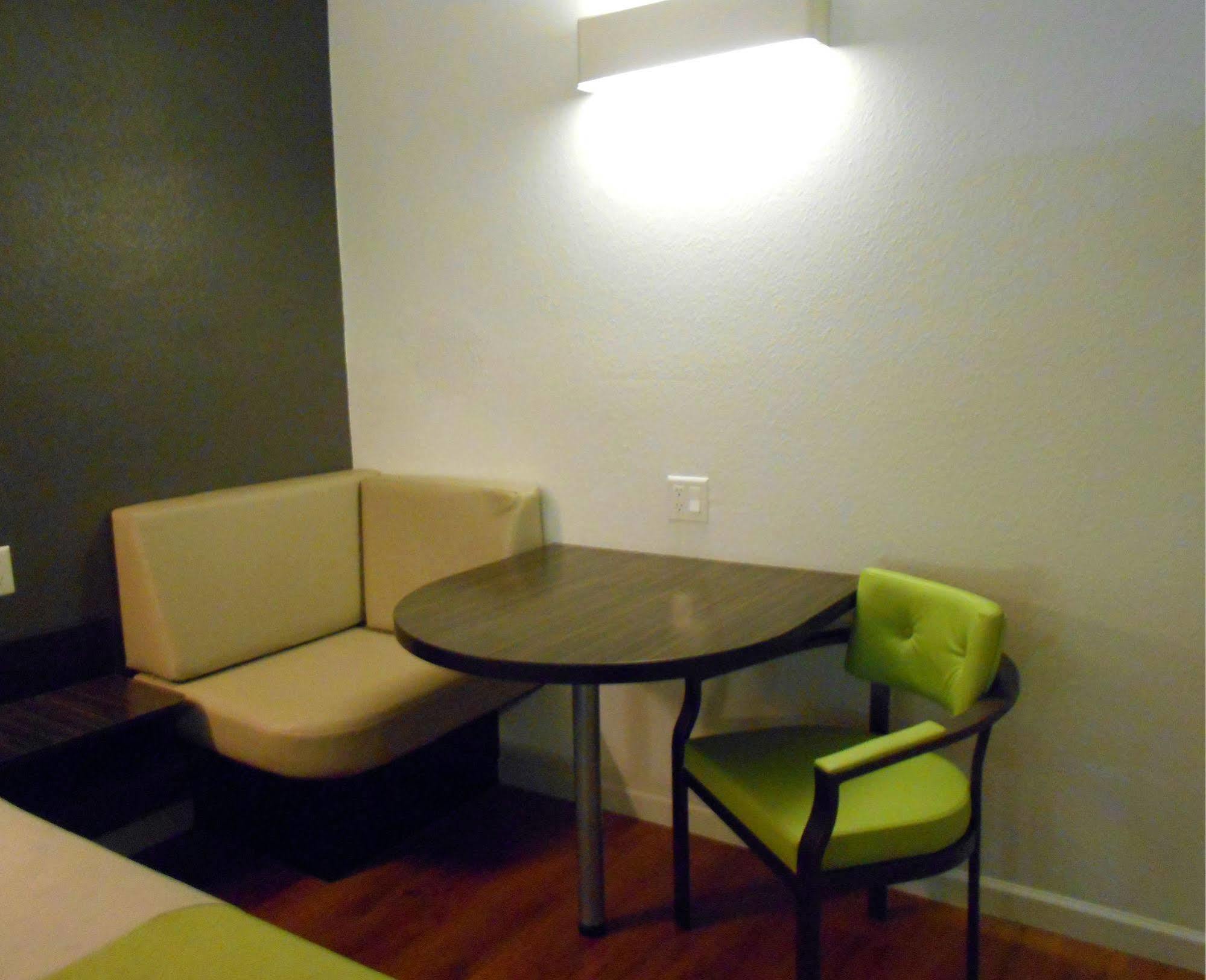 Studio 6-San Antonio, Tx - Airport Екстериор снимка